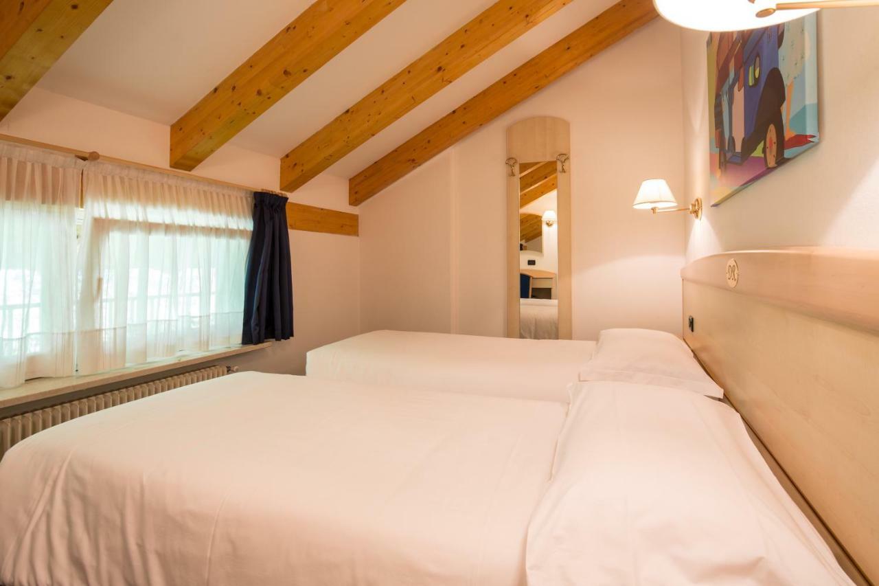 Hotel Da Remo Tenna Buitenkant foto